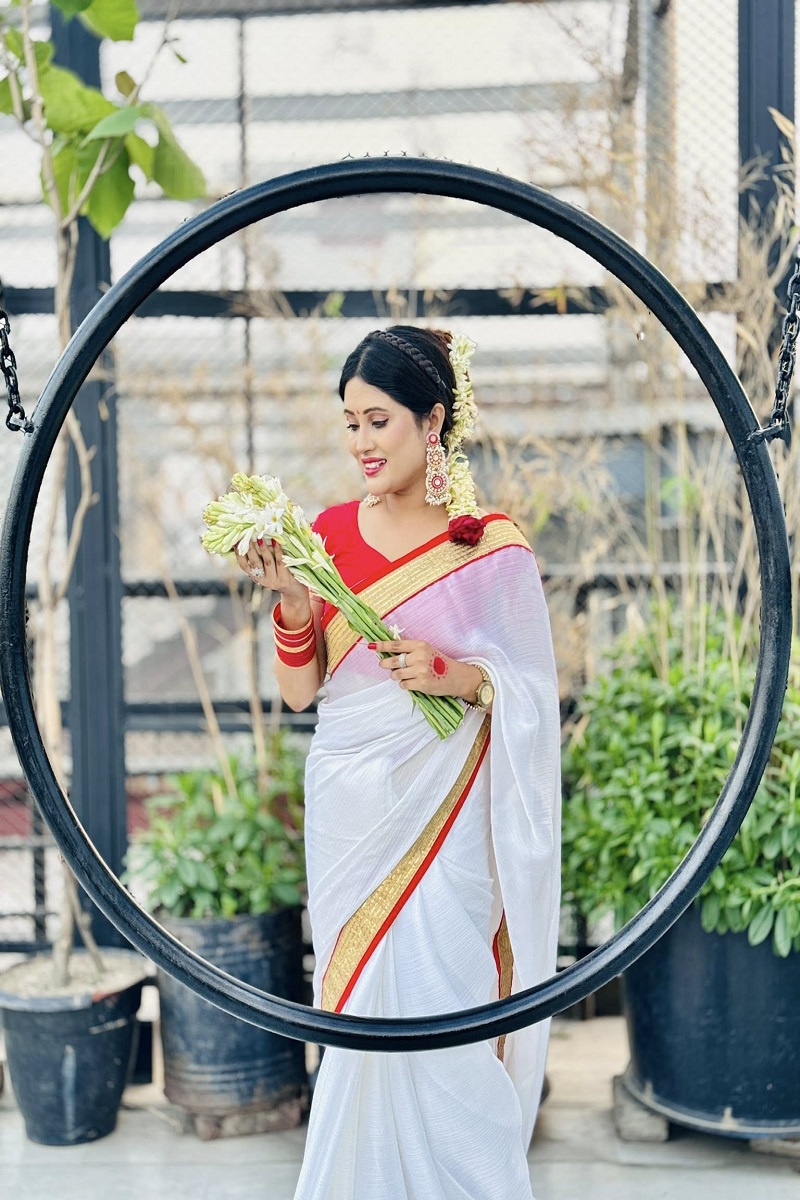 পহেলা বৈশাখে নিখুঁত মেকআপে থাকুন সারাদিন ফ্রেশ